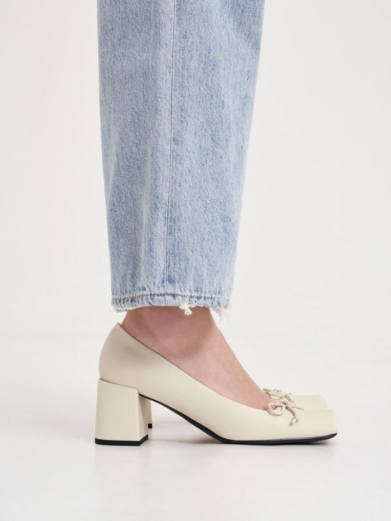 Charles And Keith Bow Square-Toe Pumps Cream | PHILIPPINES V193