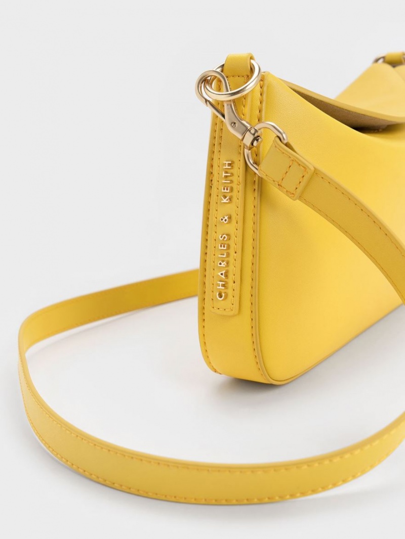 Charles And Keith Catena Chain Handbag Yellow | PHILIPPINES S234