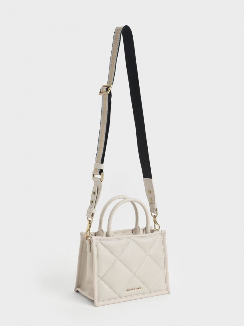 Charles And Keith Celia Quilted Tote Bags White | PHILIPPINES P573