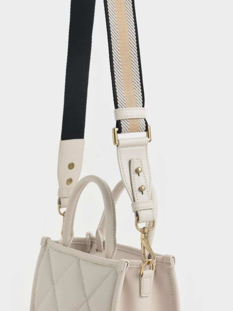 Charles And Keith Celia Quilted Tote Bags White | PHILIPPINES P573