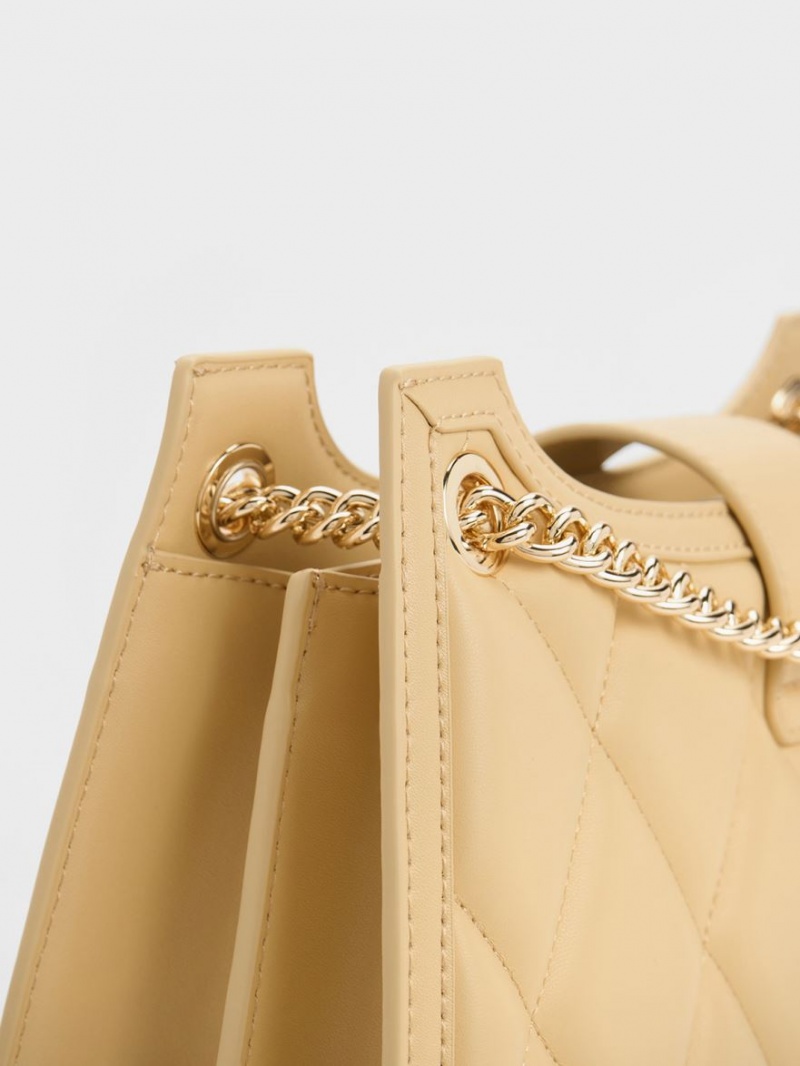 Charles And Keith Cressida Quilted Trapeze Chain Shoulder Bags Beige | PHILIPPINES U370