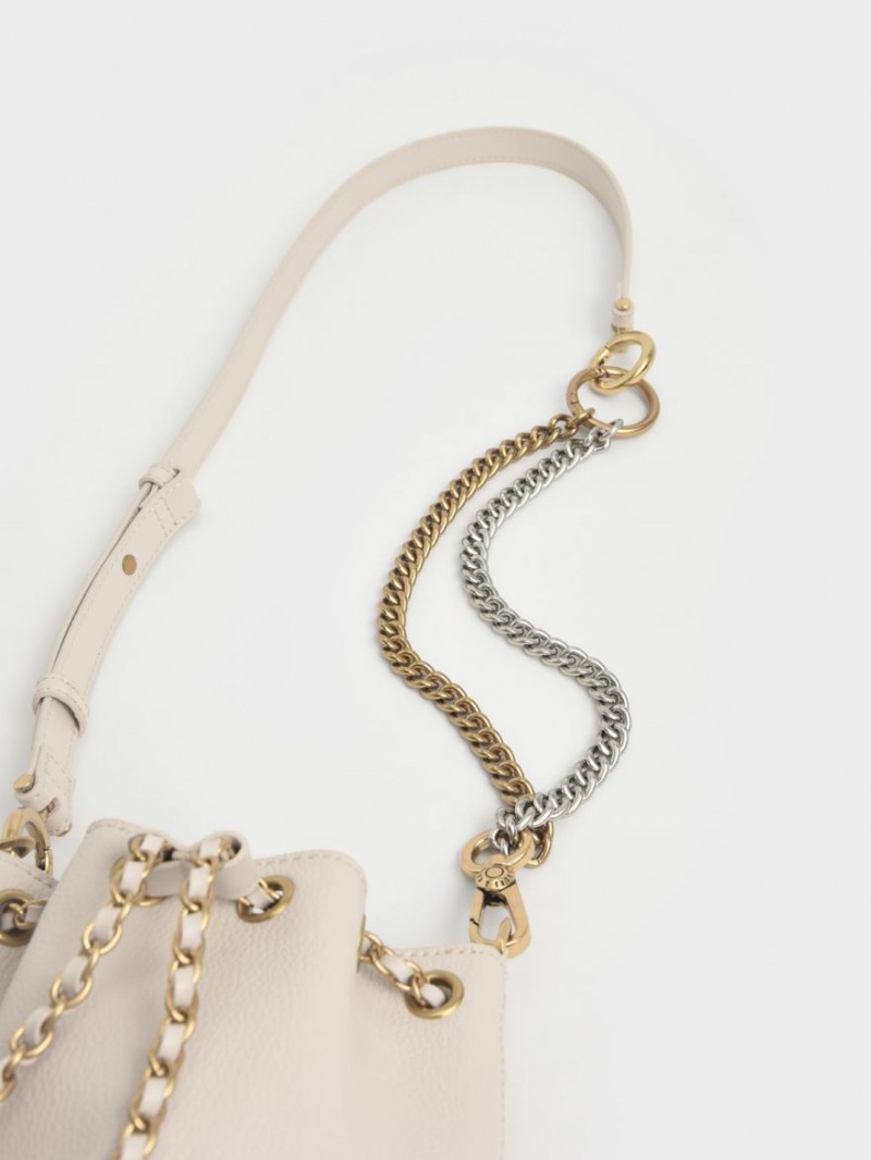 Charles And Keith Dancer Chunky Chain Bucket Bags White | PHILIPPINES W369