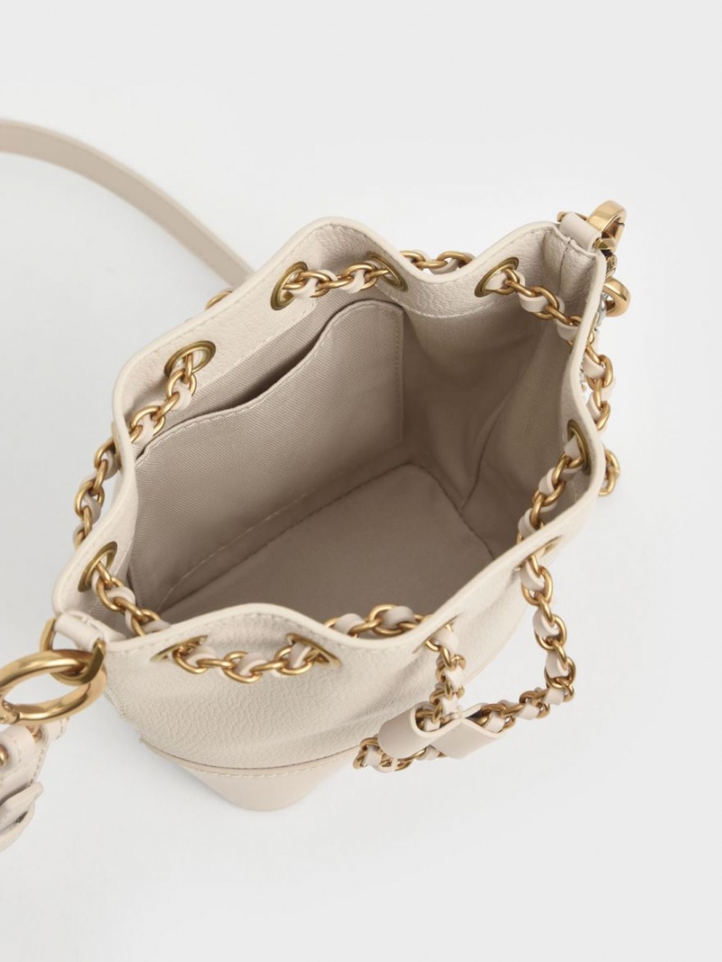 Charles And Keith Dancer Chunky Chain Bucket Bags White | PHILIPPINES W369