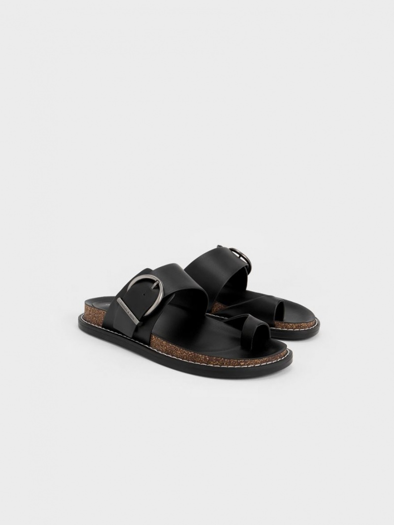 Charles And Keith Metallic Buckle Toe-Ring Flat Sandals Black | PHILIPPINES C709