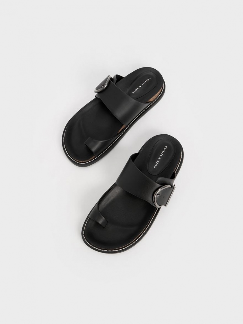 Charles And Keith Metallic Buckle Toe-Ring Flat Sandals Black | PHILIPPINES C709