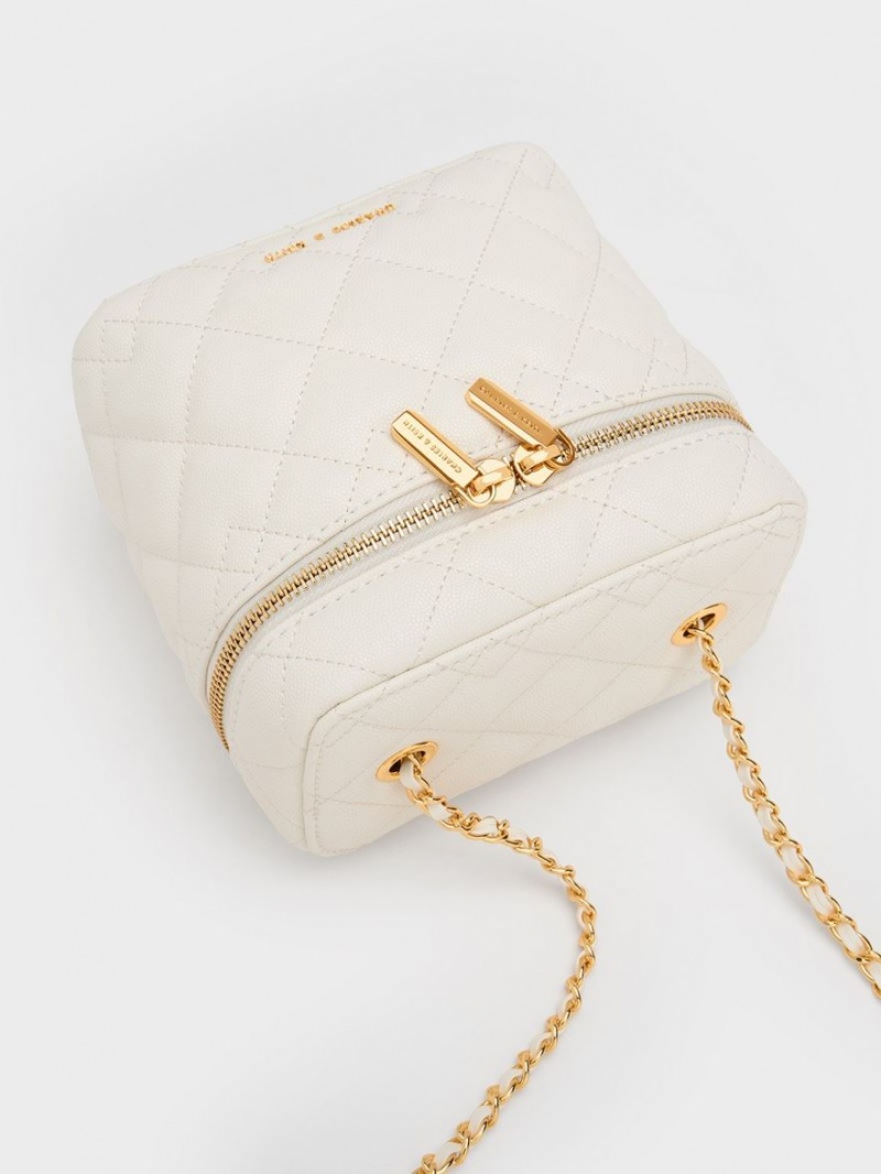 Charles And Keith Nezu Quilted Boxy Crossbody Bags White | PHILIPPINES U276