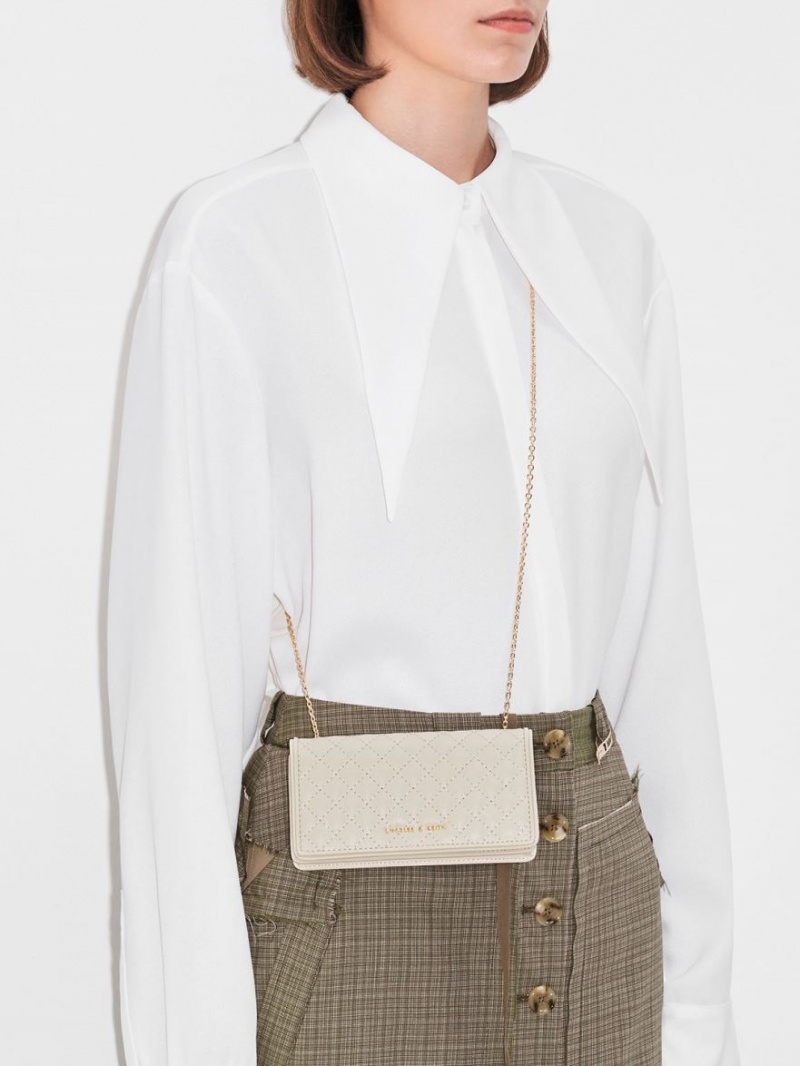 Charles And Keith Quilted Pouches Cream | PHILIPPINES Z980